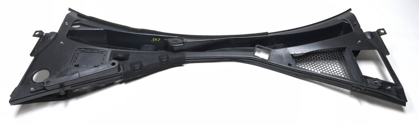 2021 Alfa Romeo Giulia Windshield Cowl Wiper Motor Cover Oem✅