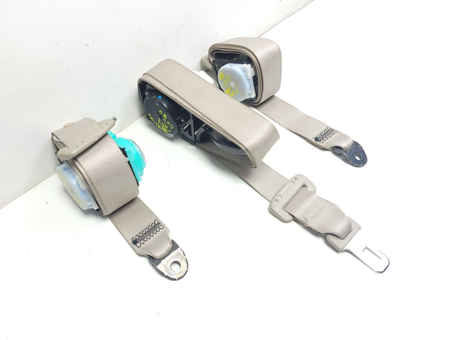 2009 Mazda Cx-7 2nd Row Seat Belt 3pcs OEM