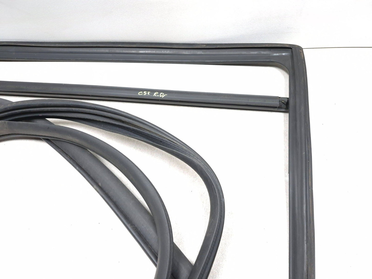 2013 Dodge Grand Caravan Rear Door Weatherstrip Seal Left Driver Side Oem✅