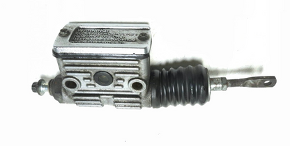 1998 Harley Sportster Xl1200 Xl883 Rear Brake Master Cylinder 42456-87b OEM