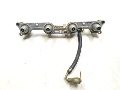 04 05 Honda Cbr 1000rr Fuel Rail W/ Injectors OEM 12k Miles