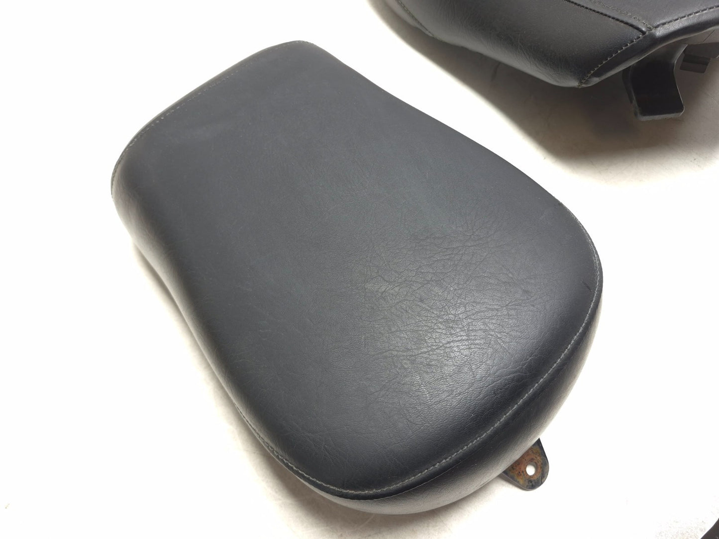 2004 Suzuki Intruder Vl800 Boulevard C50 Seat Front & Rear OEM