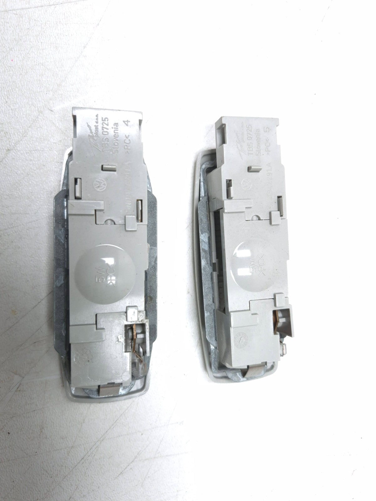 2011 Volkswagen Tiguan Interior Roof Light Lamp 2pcs OEM