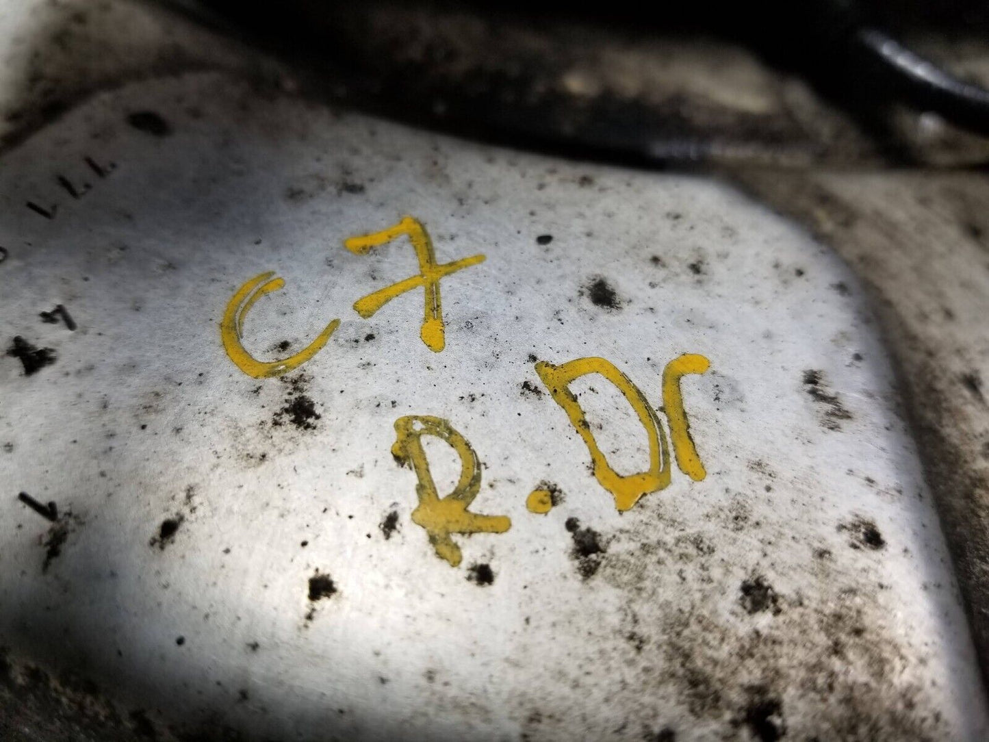 2007 - 2013 BMW X5 X6 E70 Rear Spindle Knuckle Hub Driver Side Left OEM