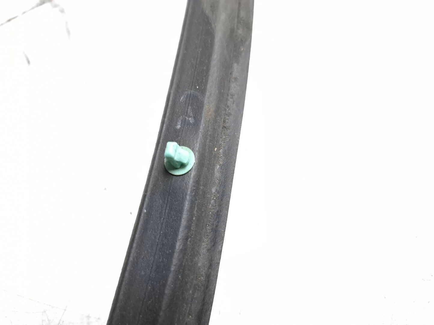 2010 Nissan Maxima Front Left Door Weatherstrip Seal OEM