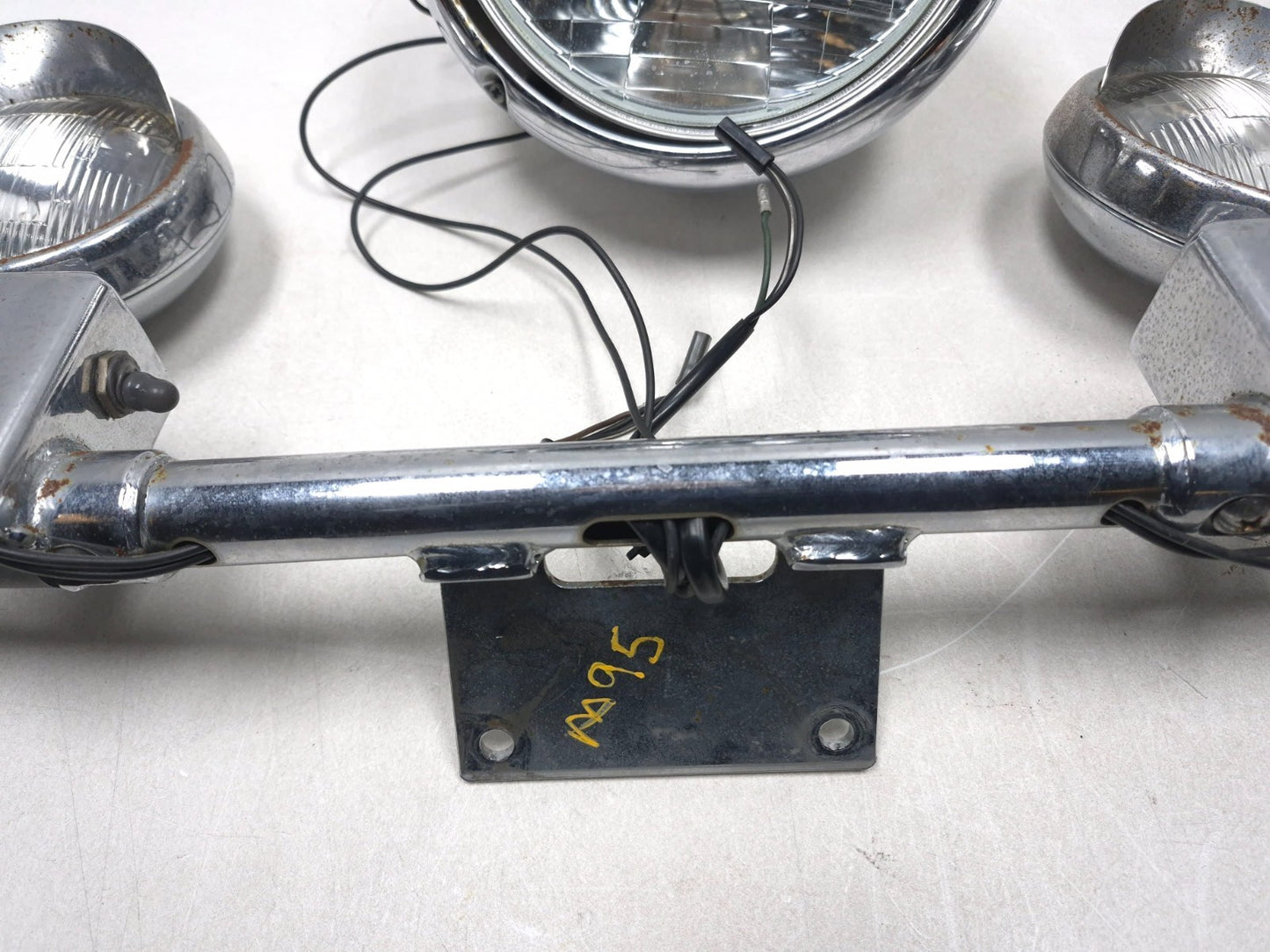 1999 Suzuki Intruder 1500 Headlamp & Turn Signal & Bracket Assy OEM