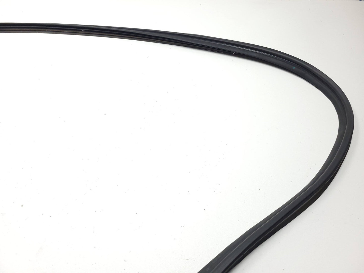 2007 - 2015 Mazda Cx-9 Tailgate Hatch Weatherstrip Seal OEM