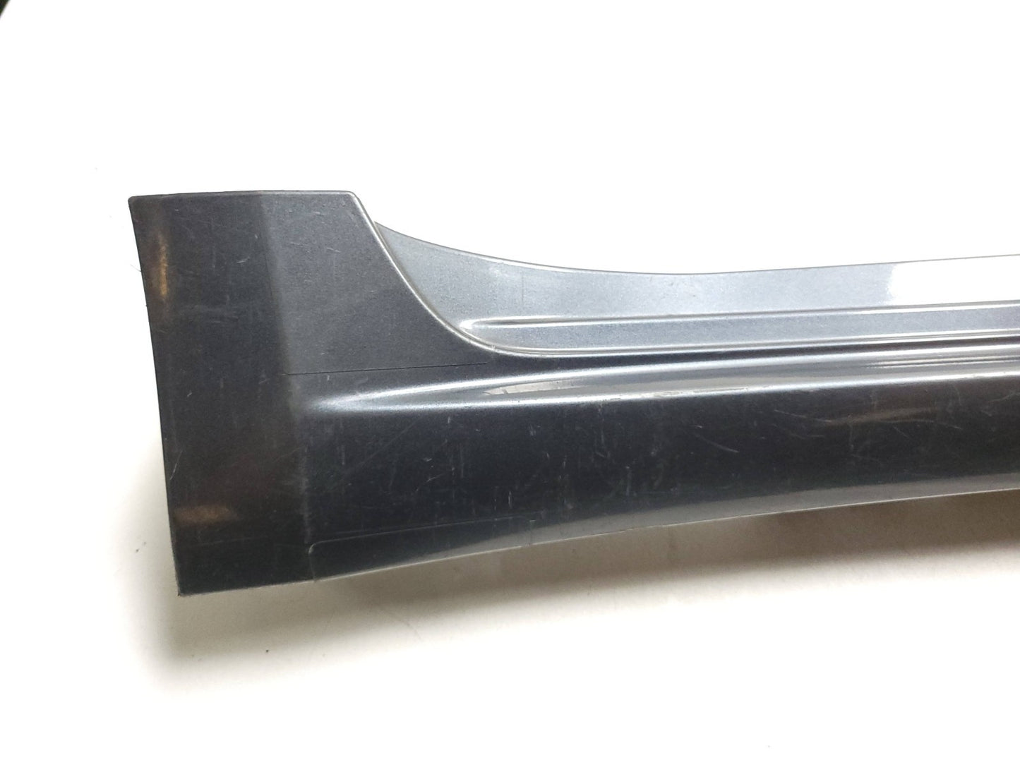 15 2015 Toyota Avalon Rocker Panel Skirt Molding Passenger Side Right OEM