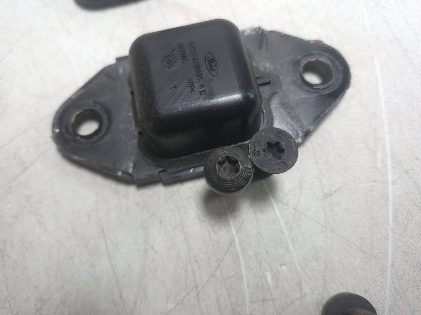 2016 Ford Transit Connect Rear Sliding Door Ajar Striker Damper Passenger Rh OEM