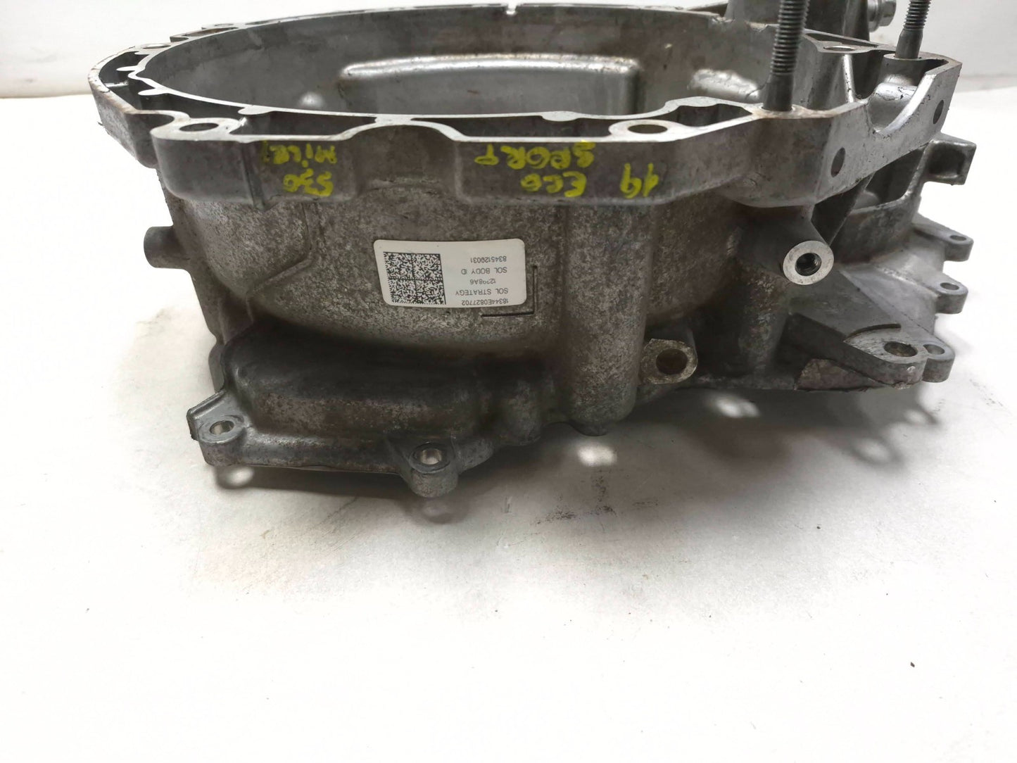 2019 Ford Ecosport Automatic Transmission Case Bell Housing 1.0l OEM