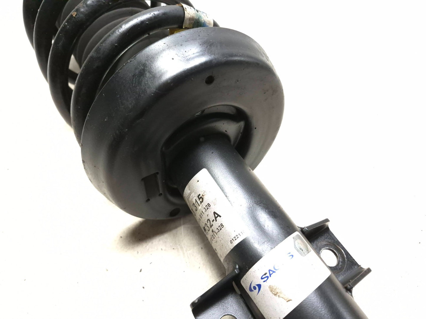 2007 Saab 9-5 Aero Front Shock Strut Absorber W/ Coil Spring 2pcs OEM