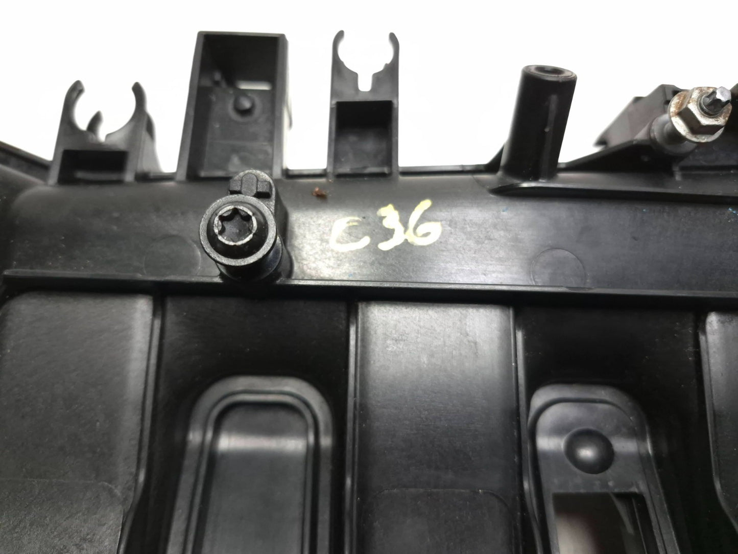 2014 Fiat 500l Intake Manifold OEM