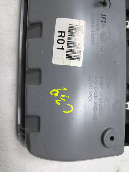 2014 Hyundai Accent Hatchback Overhead Dome Light Console OEM