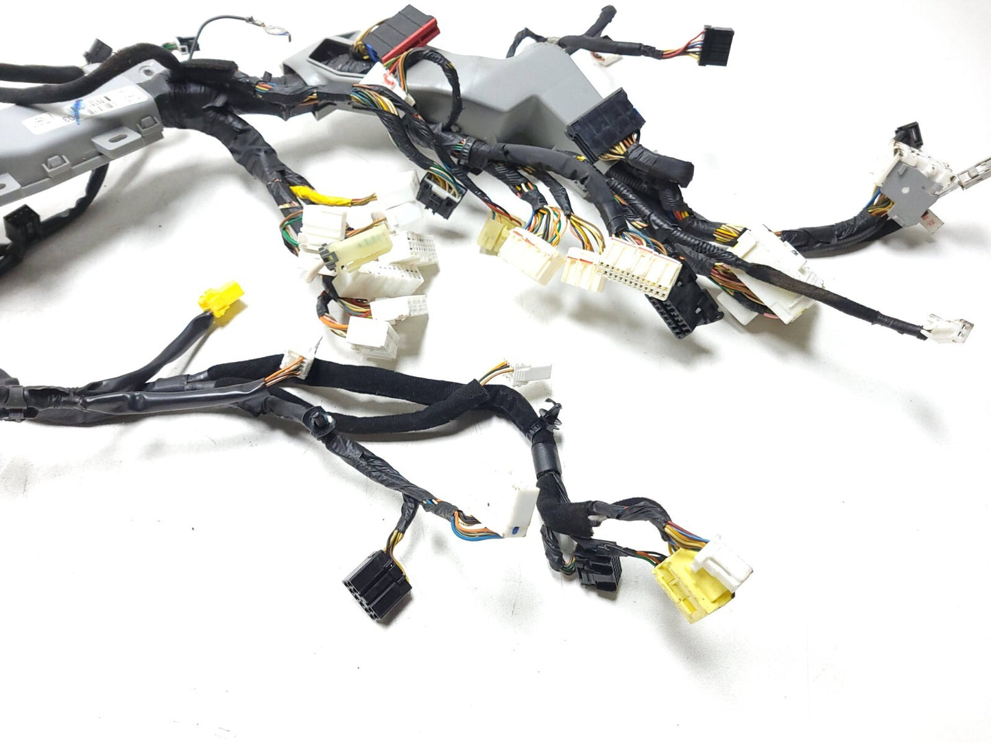 09-14 Hyundai Genesis Dash Wire Harness 4.6l OEM Sedan