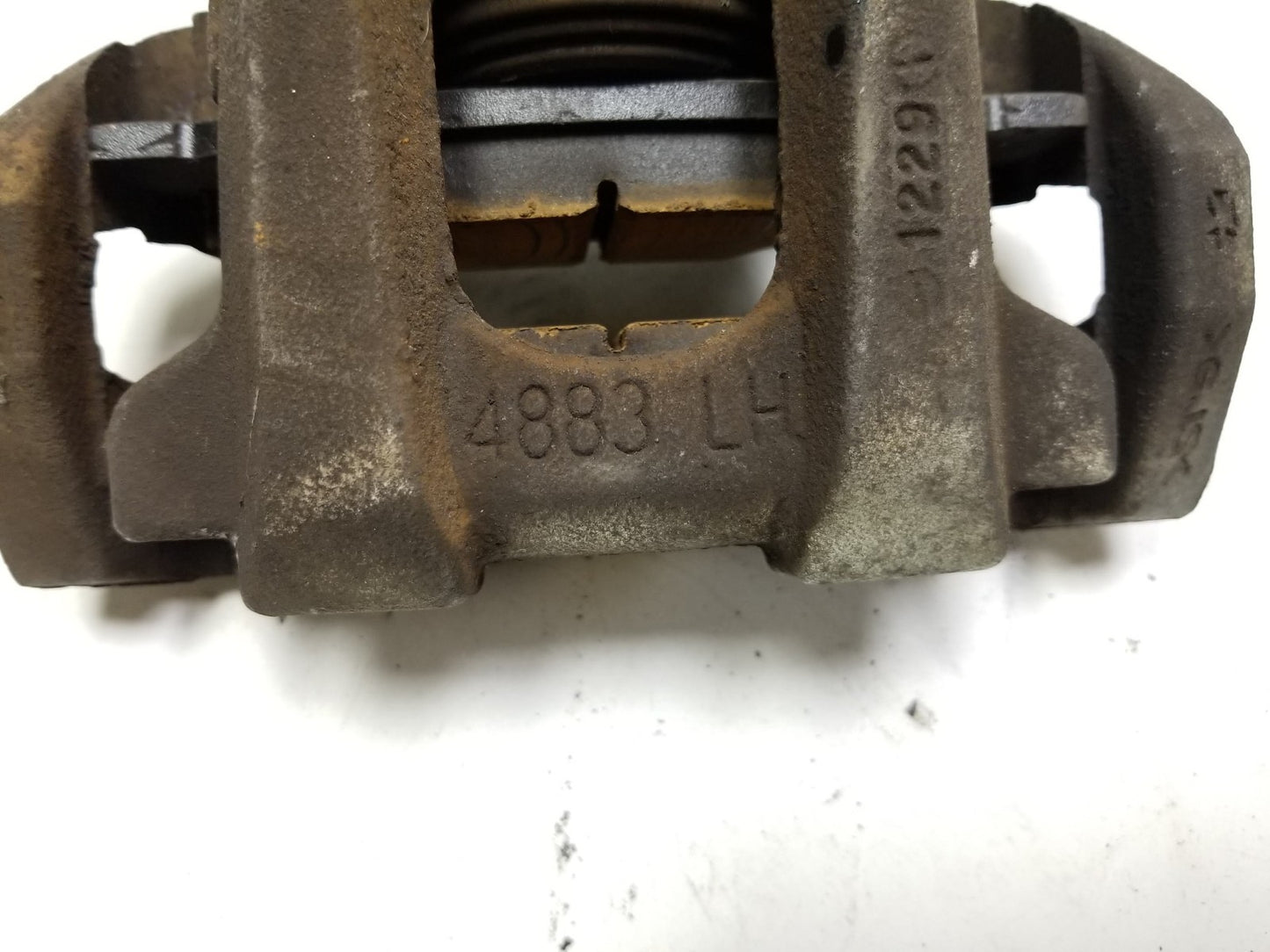 2012 Jeep Grand Cherokee Brake Caliper Rear Left & Right Pair OEM