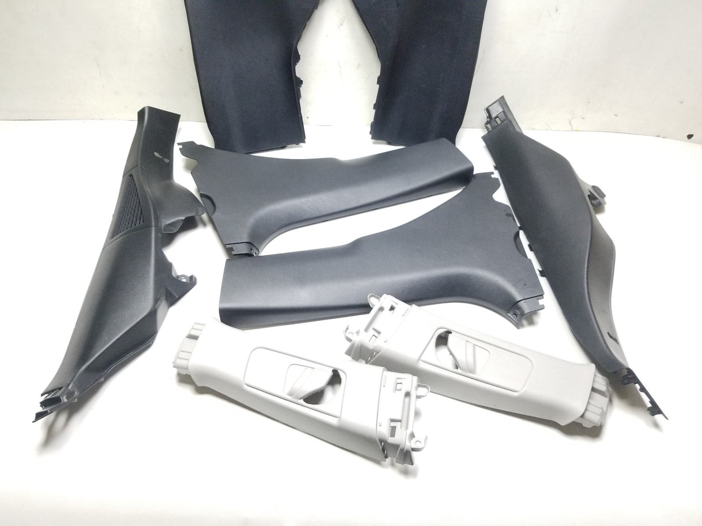 11-17 Lexus CT200h Center Console Pillar Rear Quarter Trim Panel 8pcs Oem✅
