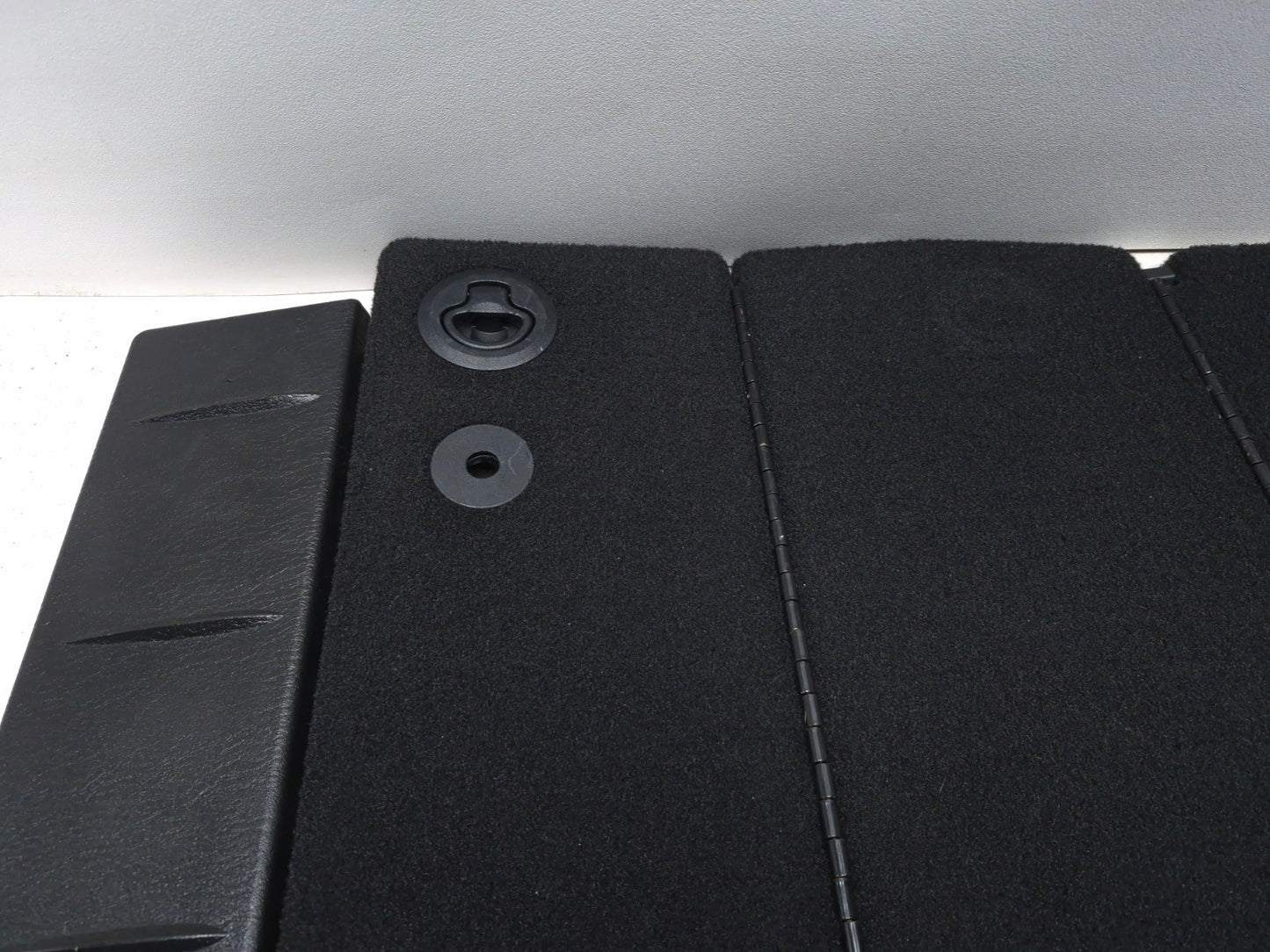2013 Dodge Grand Caravan Rear Second Row Floor Cover Panel Carpet Driver Lh Oem✅