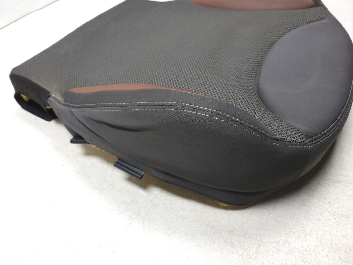 2014 - 2017 Fiat 500l Front Lower Seat Bottom Cushion Passenger Right OEM