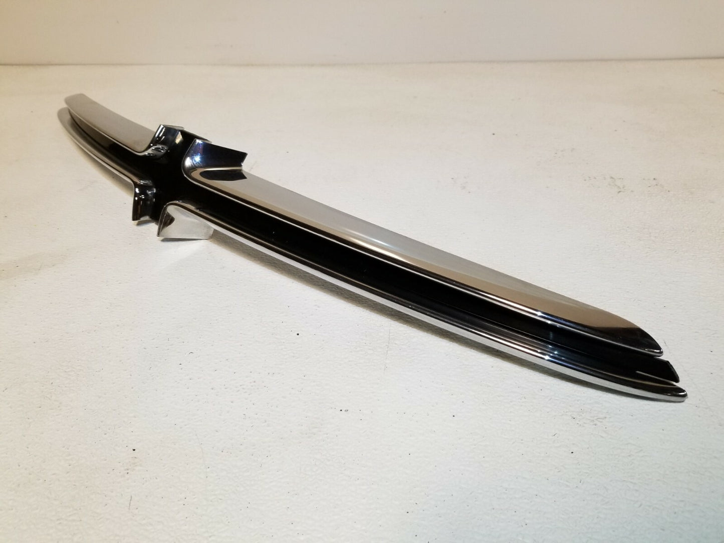 2015 Dodge Dart Front Grille Crosshair Trim Molding OEM