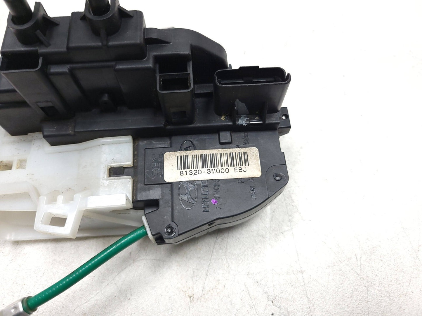 09-14 Hyundai Genesis Door Lock Latch Actuator Front Passenger Side OEM Sedan