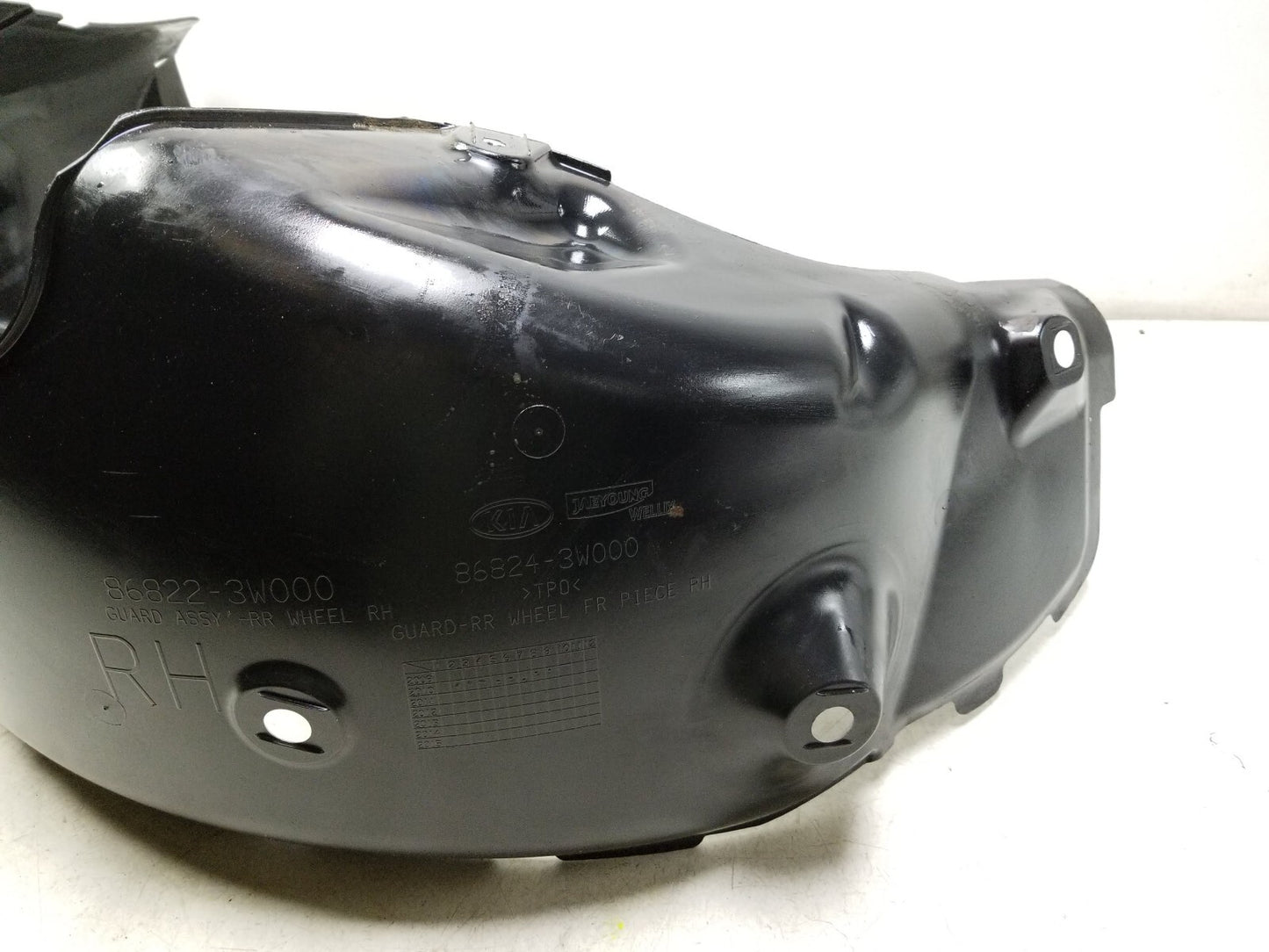 2011 - 2013 Kia Sportage Fender Liner Splash Shield Front & Rear 4pcs OEM