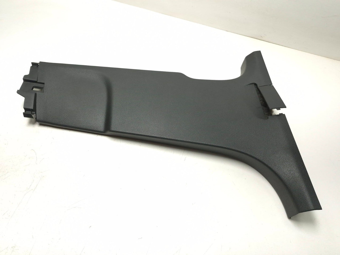 2011 Volkswagen Tiguan B C Pillar Cover Trim Panel Left & Right 6 Pcs OEM