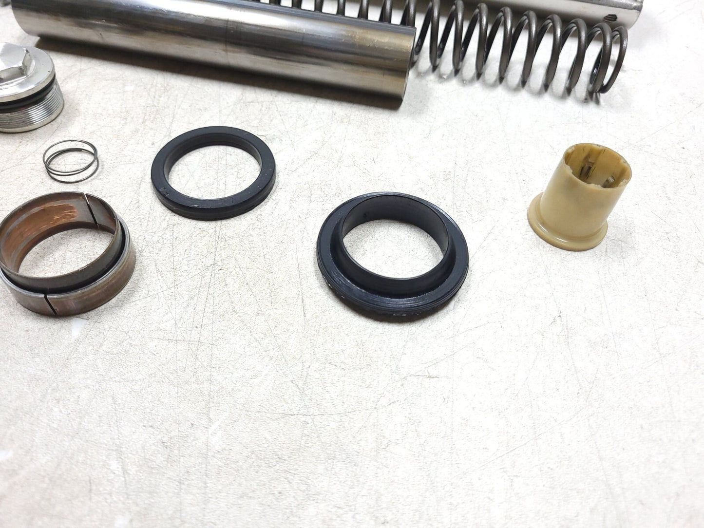 2007 - 2014 Honda Vt750 Shadow Spirit Front Left Fork Case Tube & Spring OEM