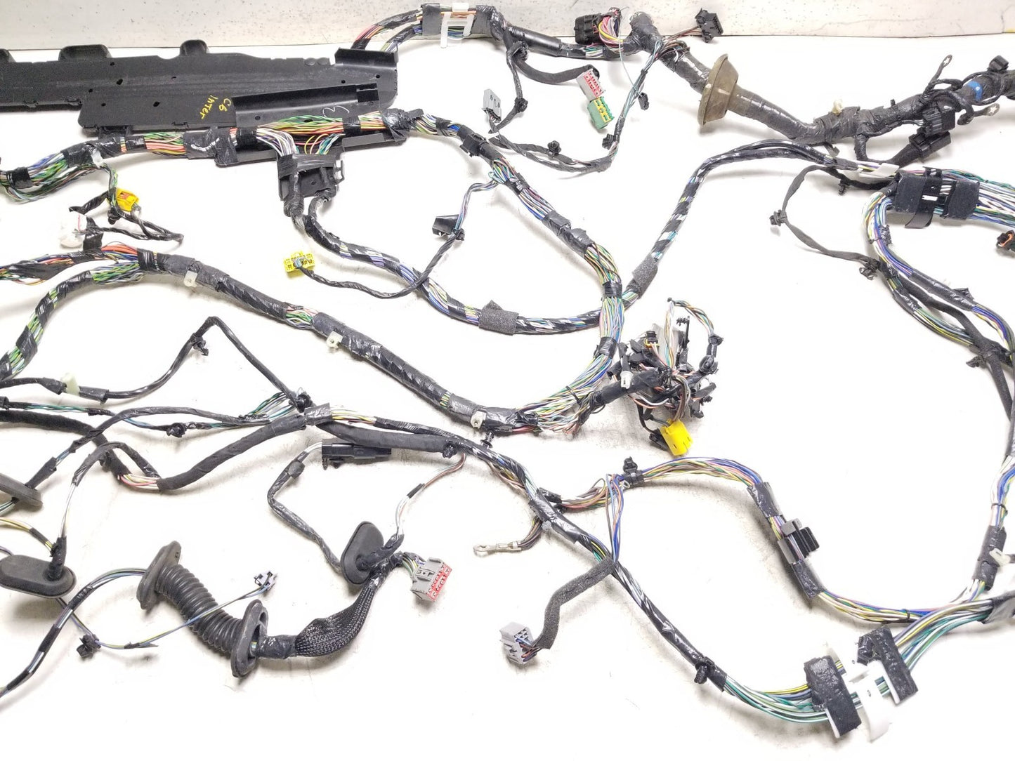 2016 Dodge Grand Caravan Interior Floor Wire Harness Passenger Side Right OEM