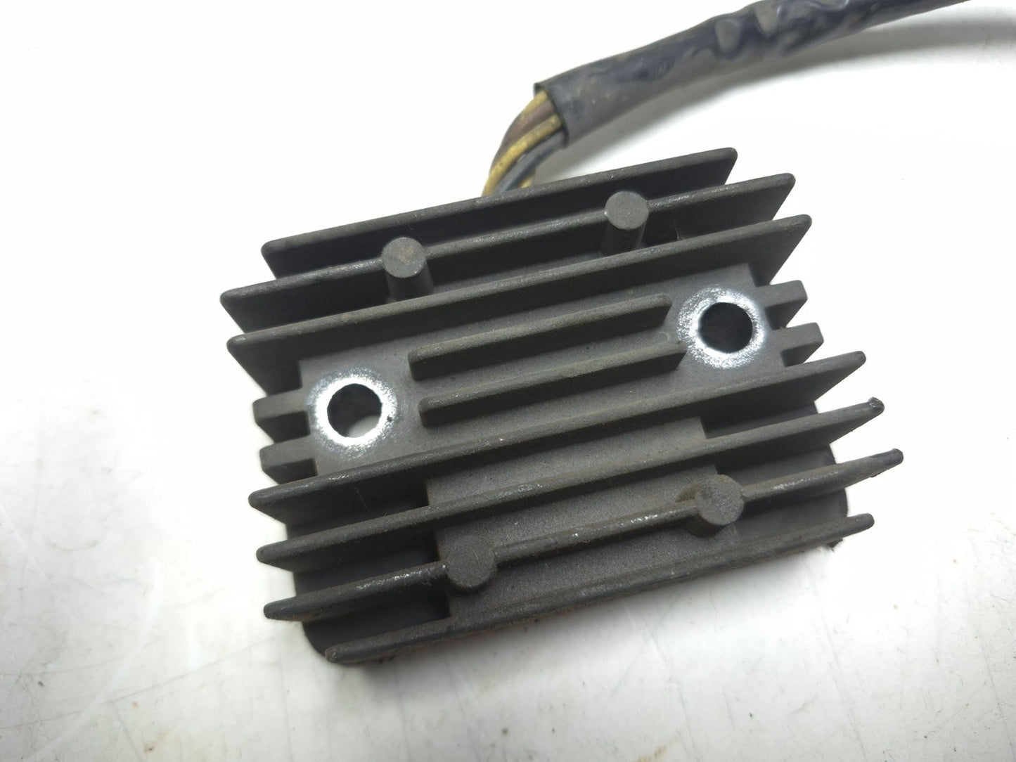 1991 Kawasaki Vulcan 500 En500 Voltage Regulator OEM