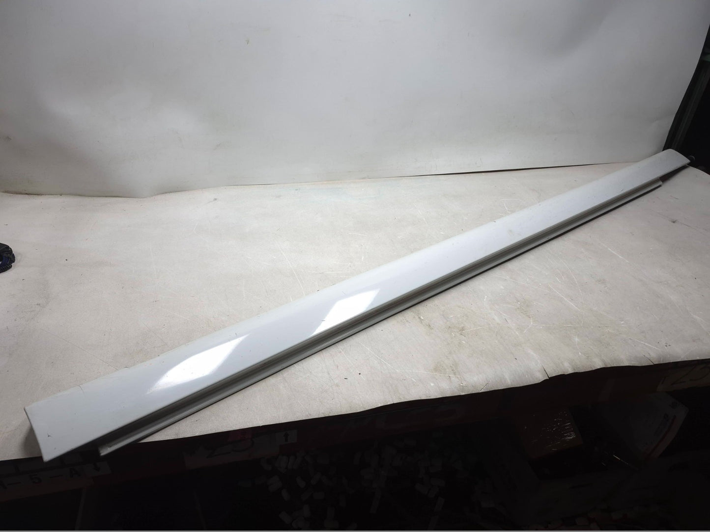 2018 Chrysler 300 Skirt Rocker Panel Molding Left Driver Side OEM