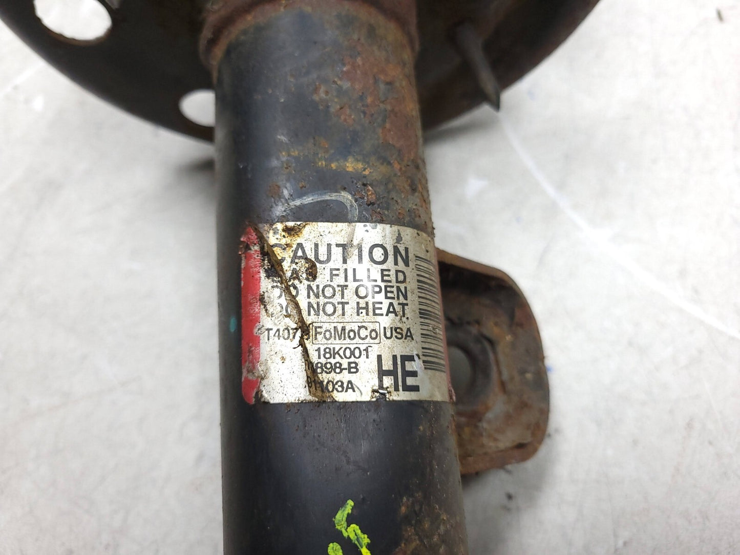 2010 Lincoln MKT Front Shock Strut Absorber Left & Right Pair OEM