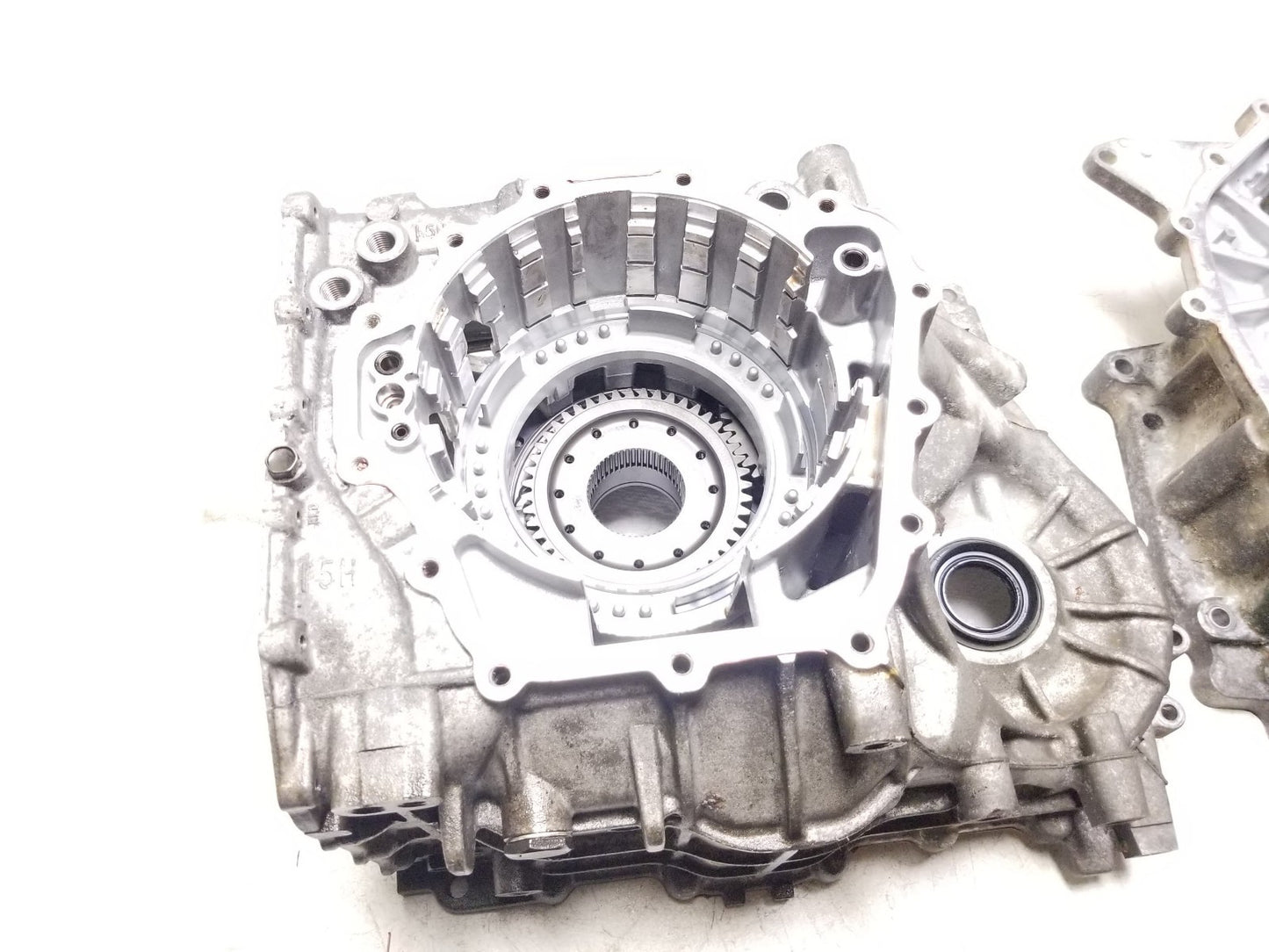 2014 - 2016 Kia Soul Automatic Transmission Housing OEM