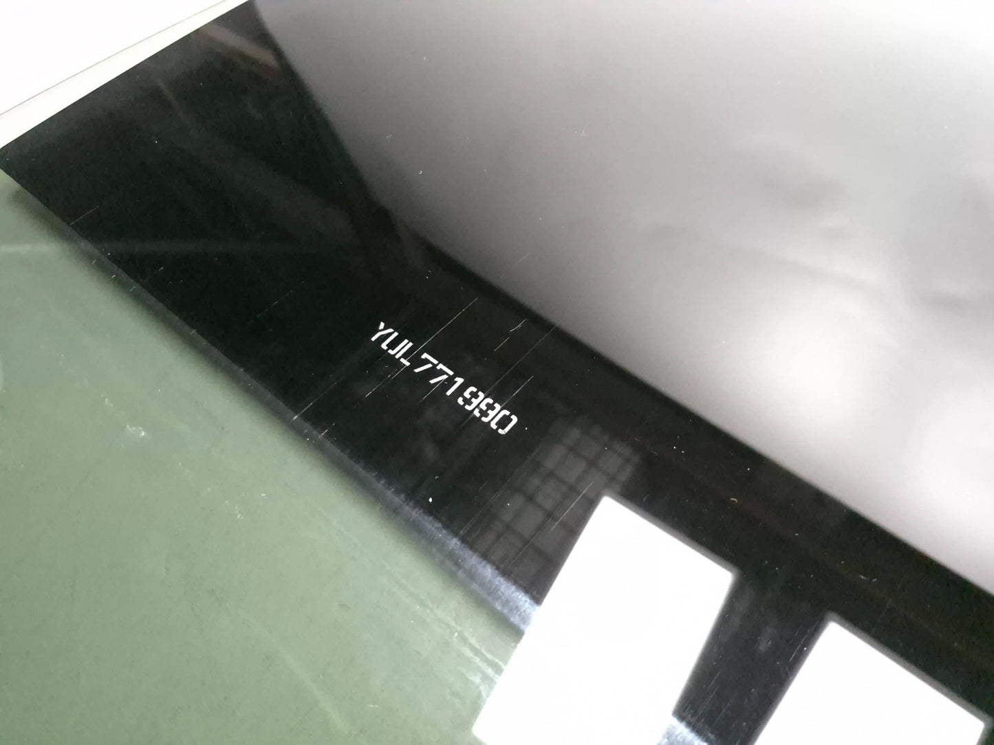 2013 Cadillac Escalade Esv Rear Door Window Glass Right Passenger Side OEM