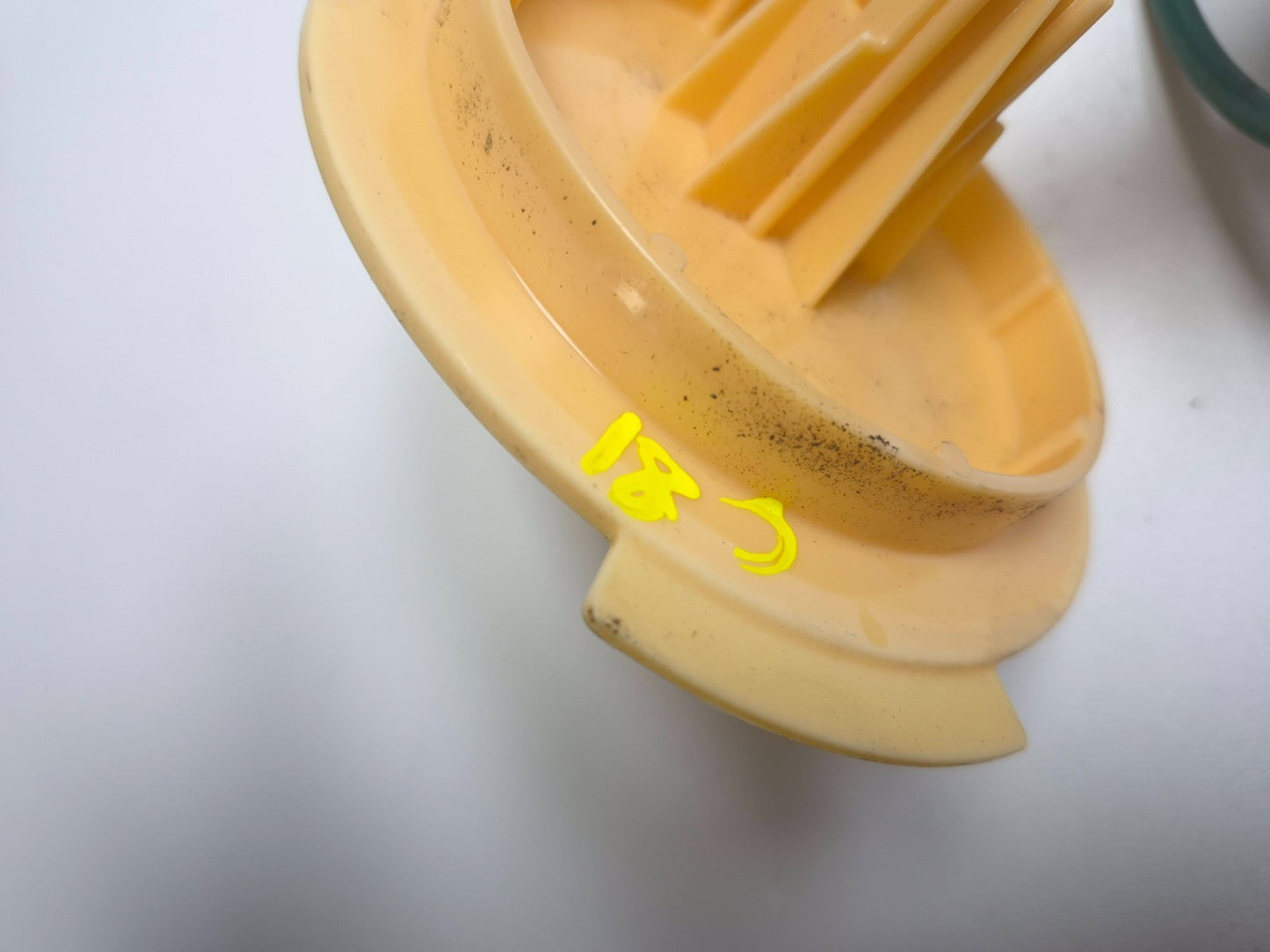 2013 Volvo S60 Fuel Pump W/ Sender OEM