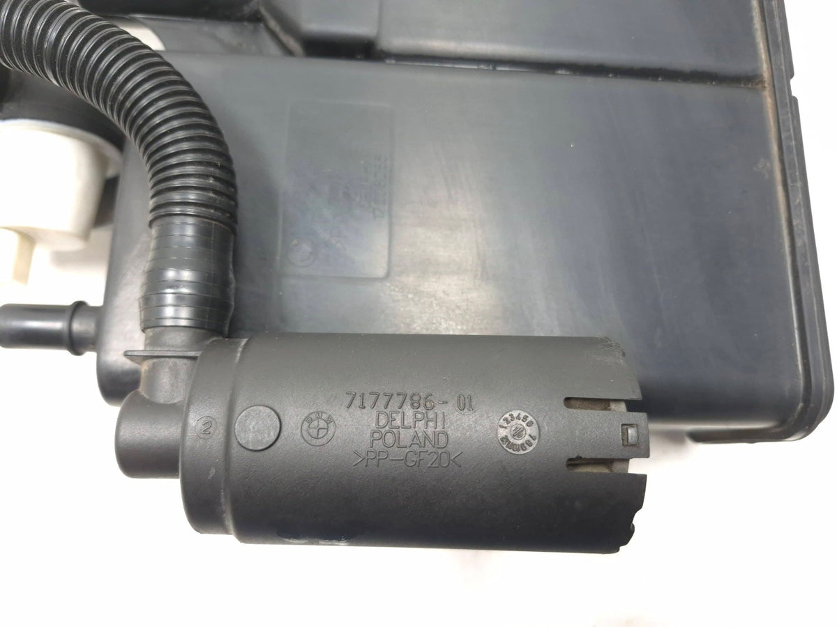 2011 BMW 750li Fuel Vapor Canister Oem✅