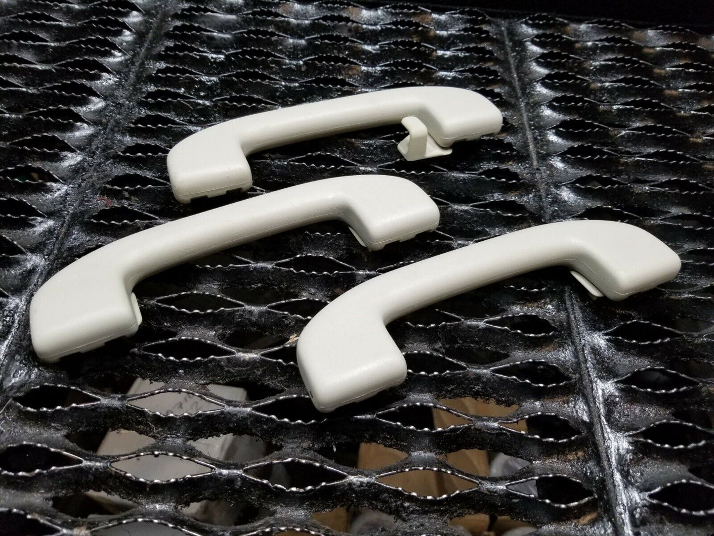 06 07 08 Infiniti Fx35 Roof Handle Grab 3pcs OEM