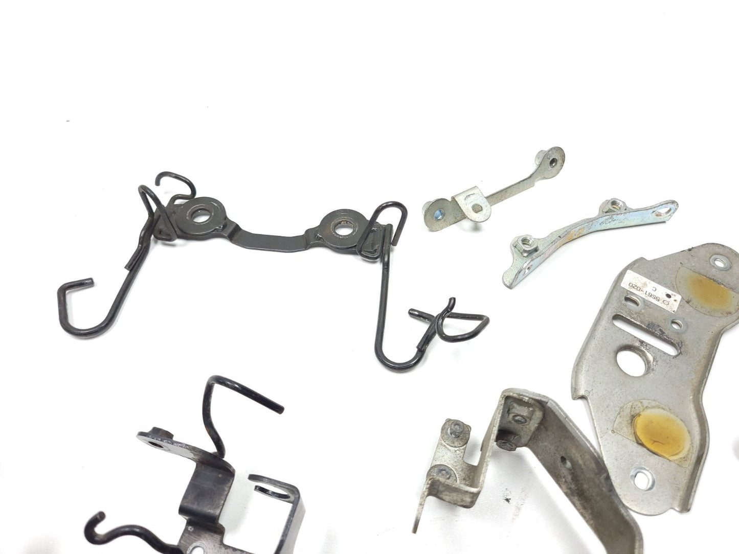 2007 Yamaha Xvs 1300 V-star Holder & Bracket 21 Pcs OEM