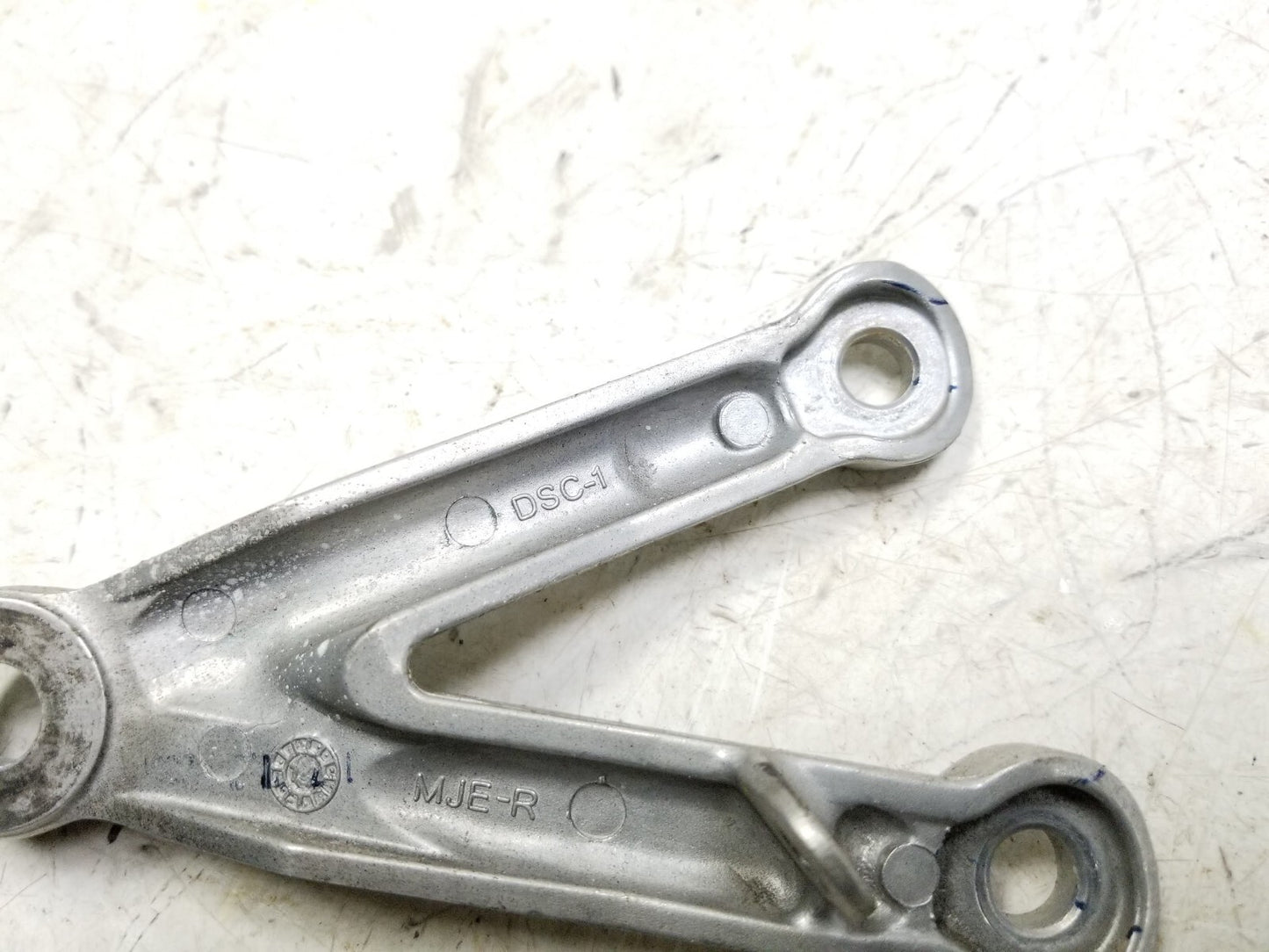 2014 - 2018 Honda Cbr650f Engine Motor Mount Stay Bracket Right OEM