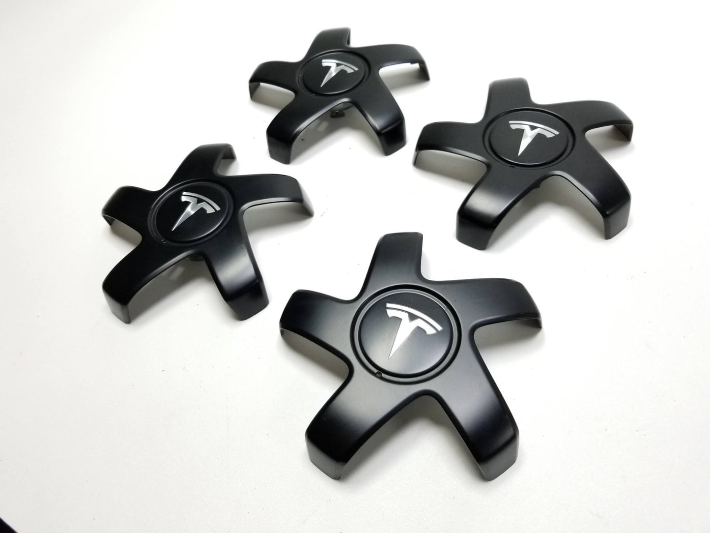 2021 Tesla Model 3 Wheel Center Cap 4pcs 1044234-b  OEM