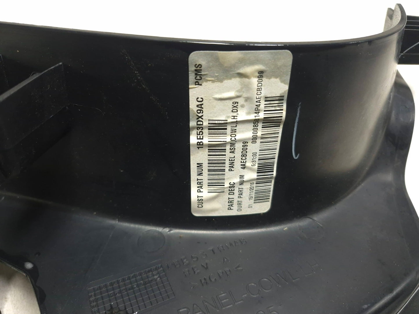 2017 Dodge Journey Front Cowl Side Trim Panel & Dash End Cap Trim Cover 4 Pcsoem