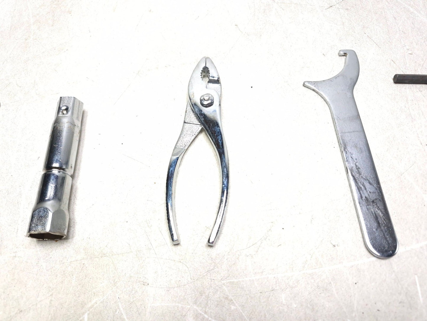 2003 Kawasaki Vulcan Vn1600 Tool Kit OEM