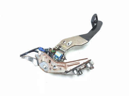 2017 Toyota Highlander Brake Pedal W/ Bracket OEM