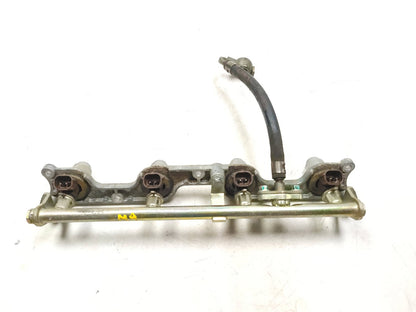 04 05 Honda Cbr 1000rr Fuel Rail W/ Injectors OEM 12k Miles