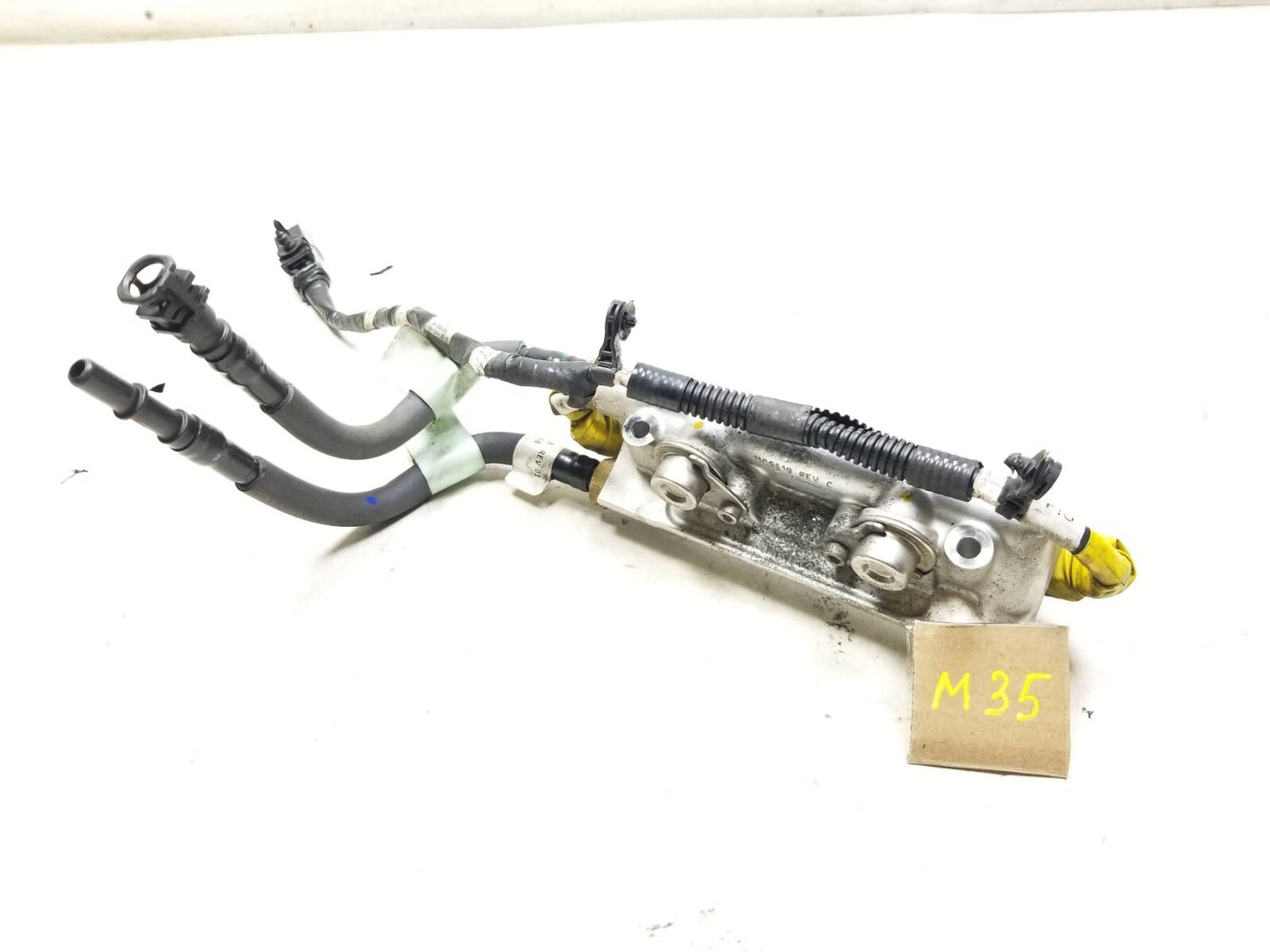 2019 Polaris 850 Indy Xc 129 Fuel Rail Assembly 2522184 Oem✅