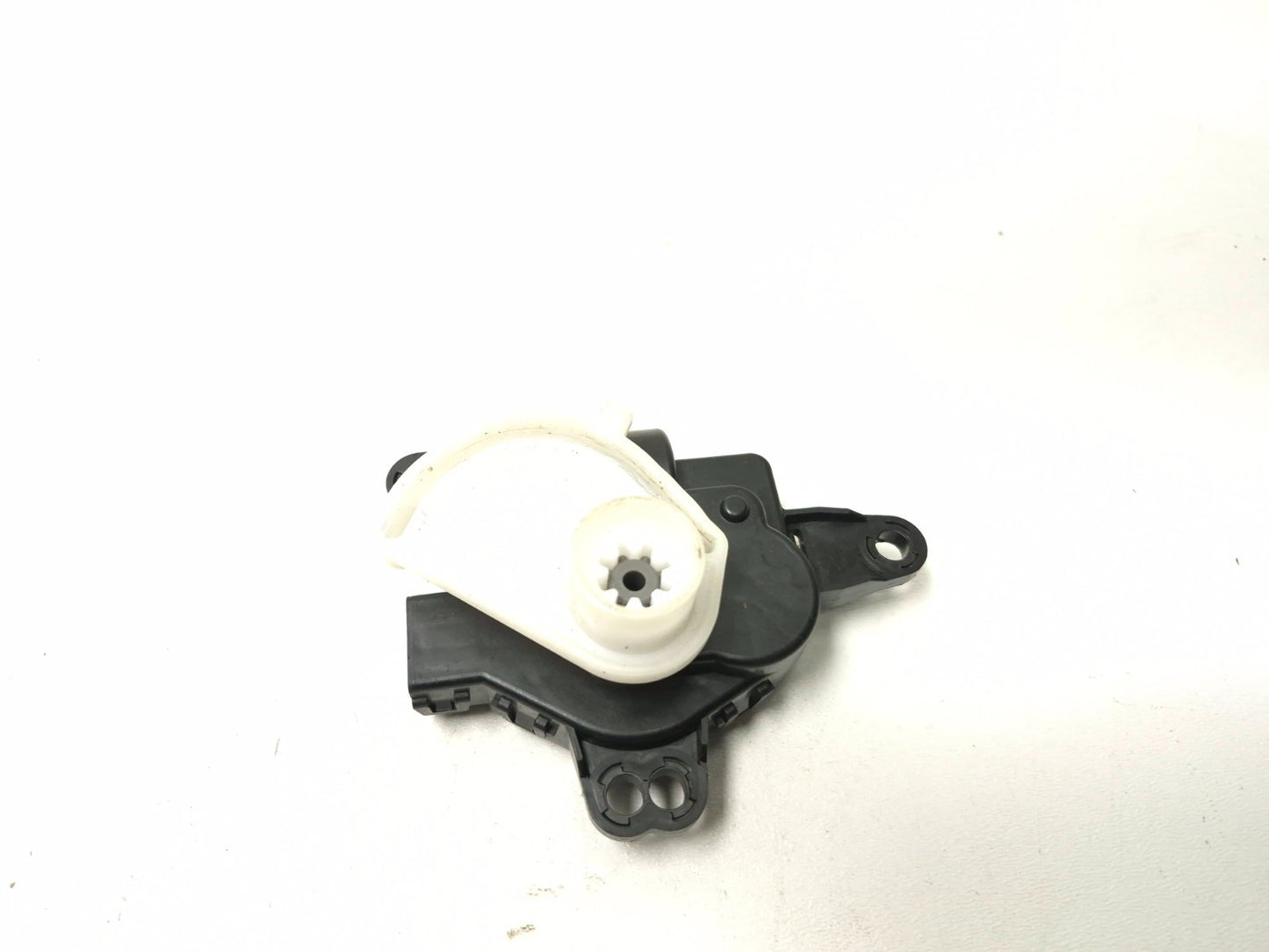 2012 Hyundai Sonata HVAC Heater Control Flap Motor Actuator  OEM