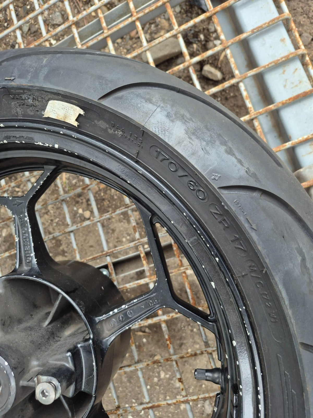 2014 Kawasaki Ninja 300 Ex300a Rear & Front Wheel W/ Tire R 17 OEM