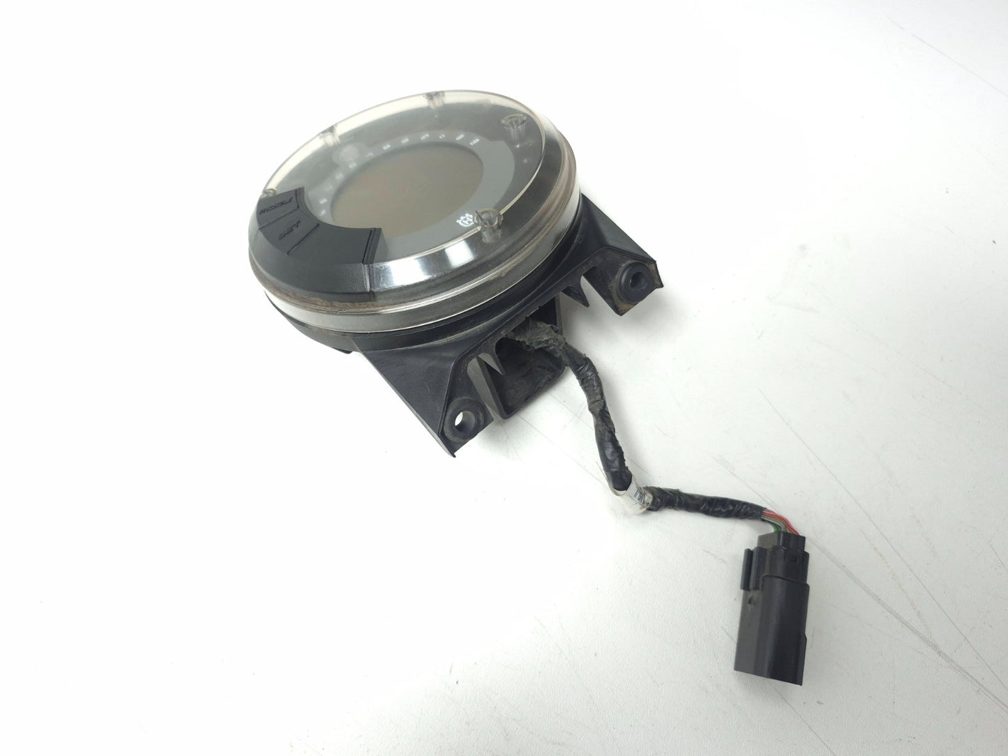 2018 Husqvarna Svartpilen 401 Speedometer Gauge Meter OEM
