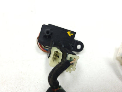 14 15 16 Kia Forte Steering Wheel Heater Controller 56182 2w000 OEM