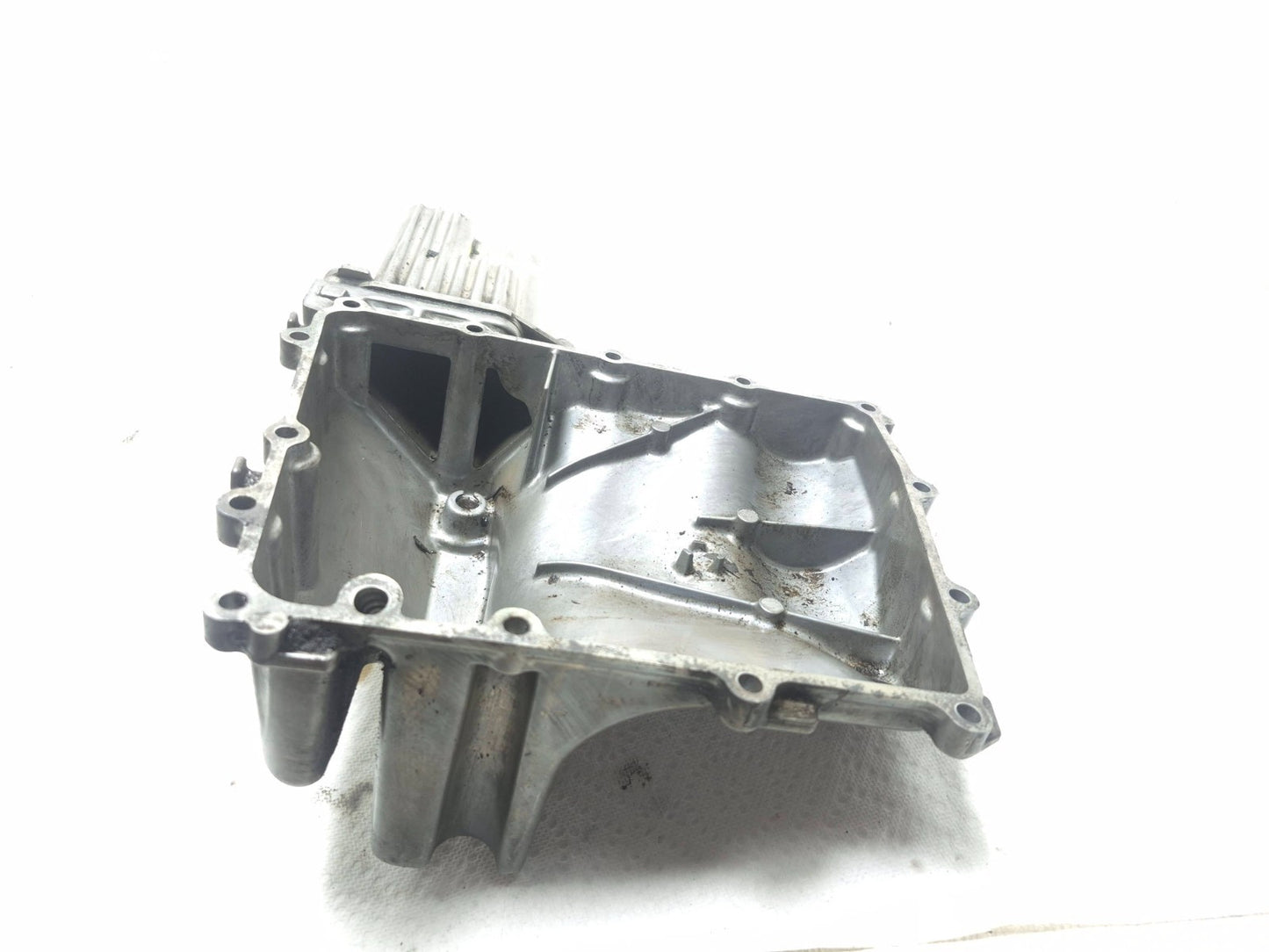 2005 Kawasaki Ninja Zx10r Engine Oil Pan OEM