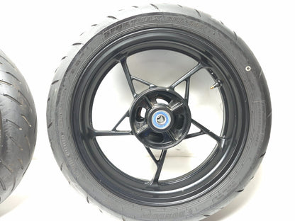 2018 Kawasaki Ninja 650 Ex650 Wheel Rim W/ Tire R17 Dunlop OEM
